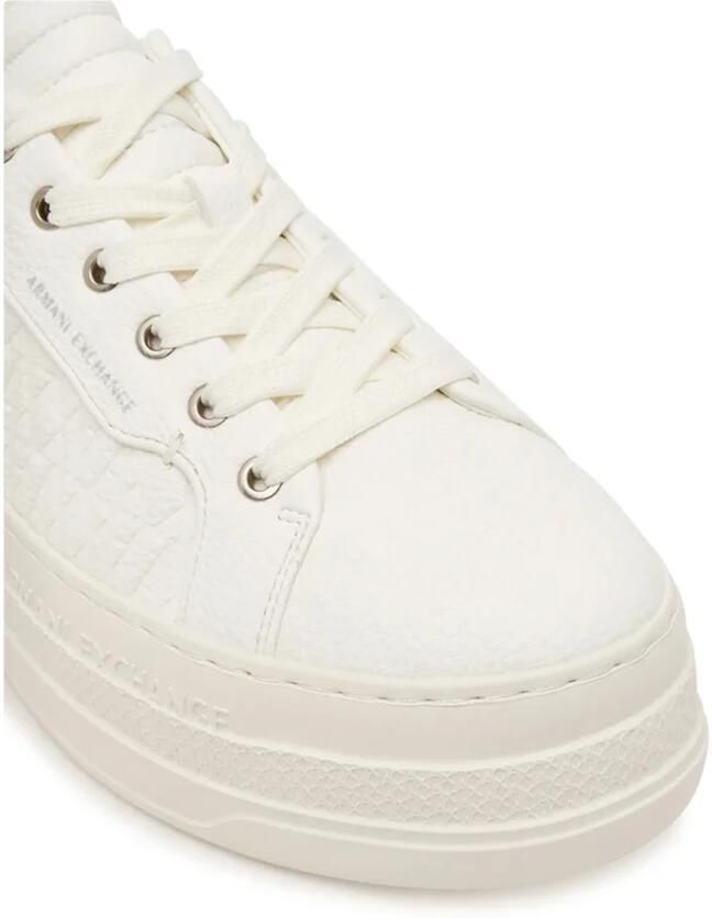 Armani Exchange All Over Embossed Logo Sneakers - Foto 2