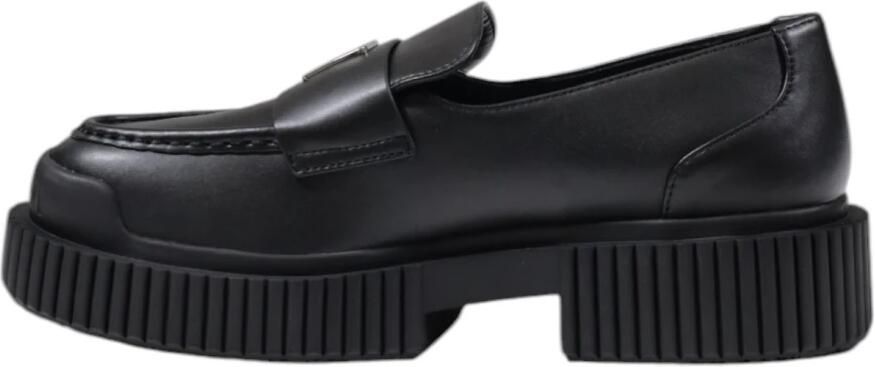 Armani Exchange Zwarte leren mocassin met rubberen zool