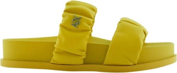 Armani Exchange Gele Lage Sandalen voor Vrouwen
