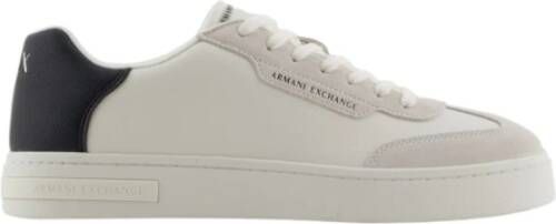 Armani Exchange Witte Sneakers met Suède Accenten