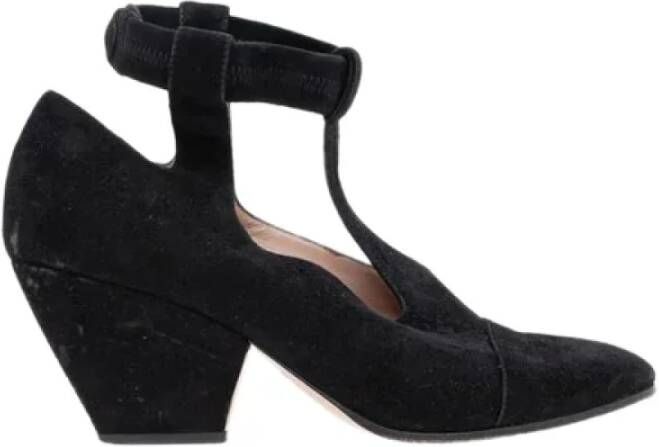 Armani Pre-owned Suede heels Black Dames