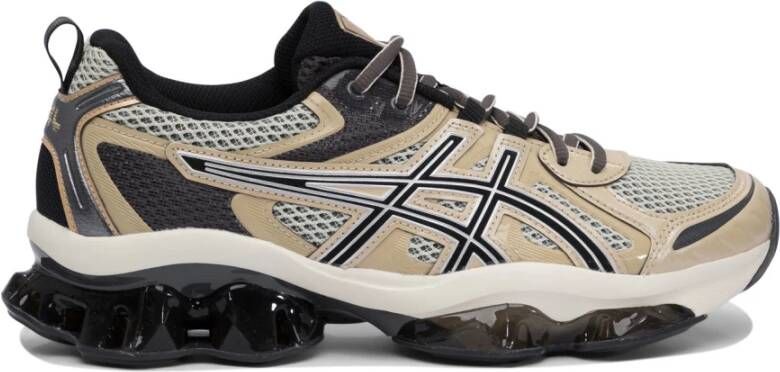 Asics Beige Sneakers met Geavanceerde Technologie
