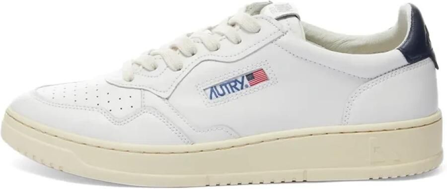 Autry 01 Low Leather Sneaker