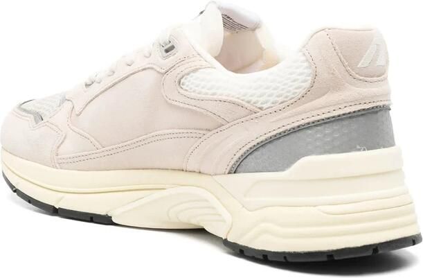 Autry Beige Veterschoen met Logo Panelen