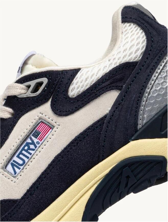 Autry Blauwe Sneakers met Reelwind Sluiting