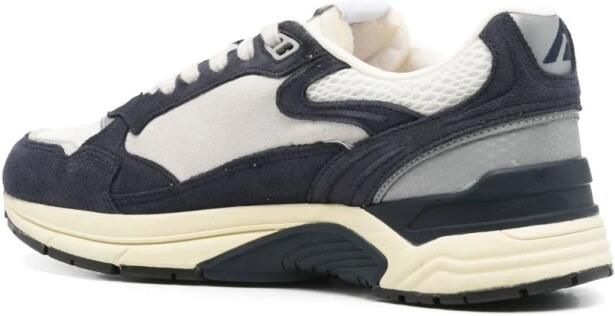 Autry Blauwe Sneakers Stijlvol Laag Profiel