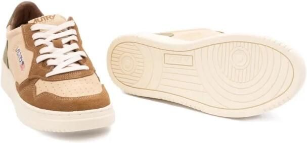 Autry Bruine Suède Sneakers