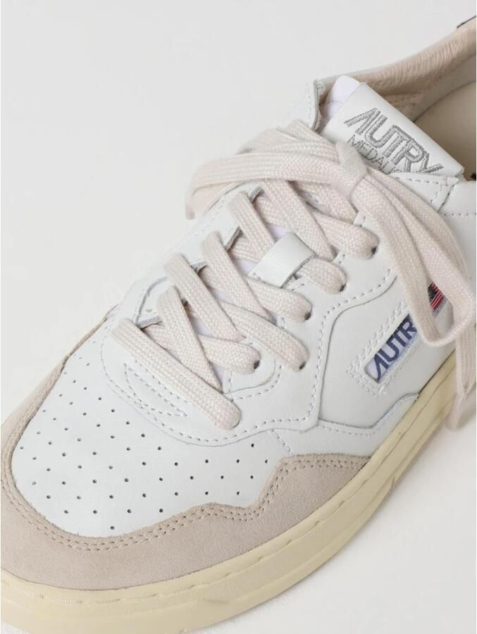 Autry Comfortabele en Stijlvolle Schoenen met Leren Bovenwerk en Rubberen Zool