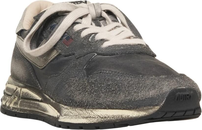 Autry Grijze Sneakers Vintage Stijl