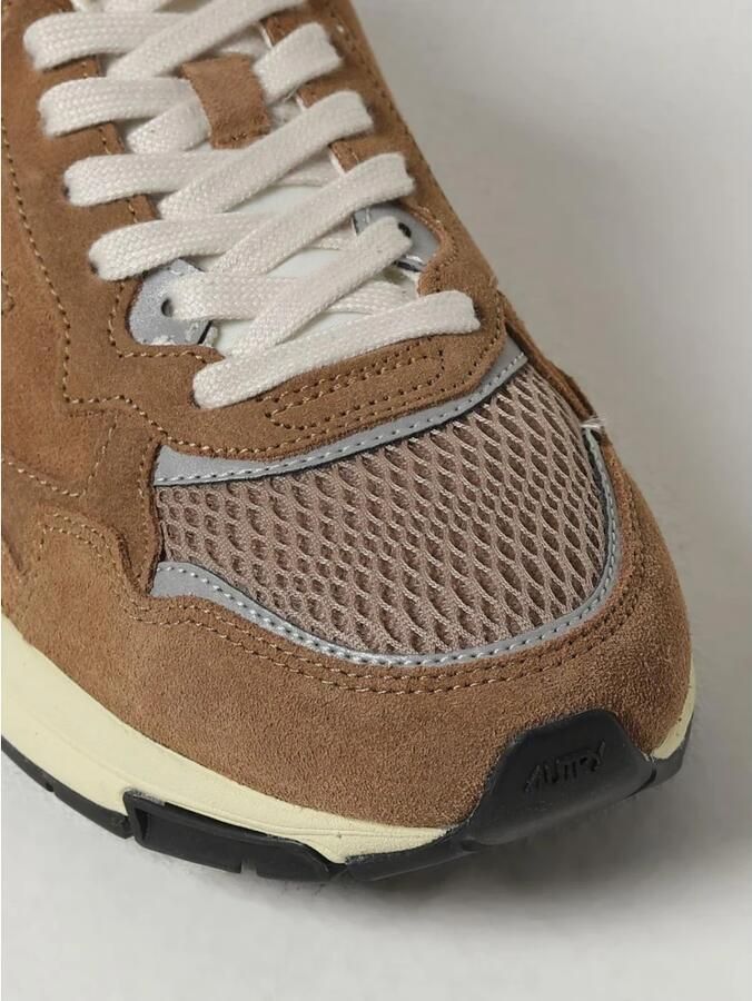 Autry Leren en Stoffen Low-Top Sneakers met Panelstructuur