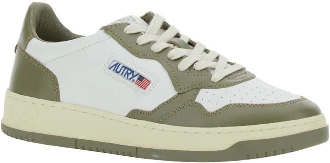 Autry Groene leren sneakers met geperforeerde neus Green Heren