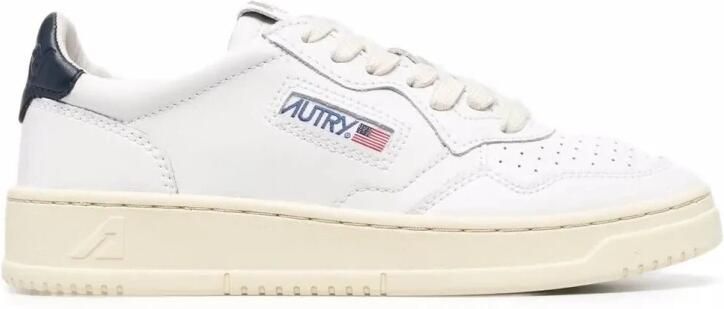 Autry Medalist Low Leather Sneakers