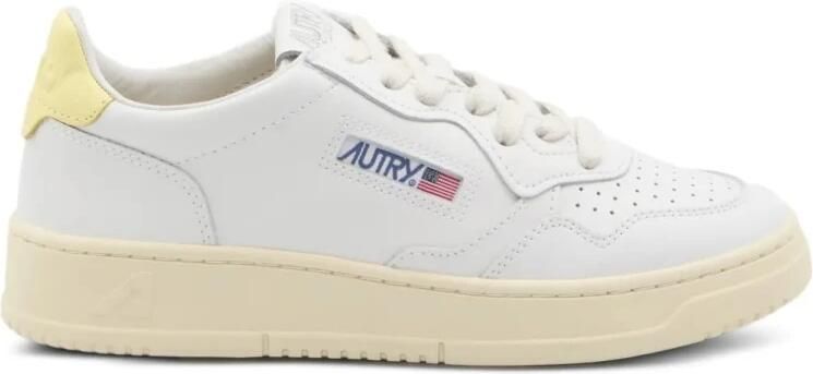 Autry Medalist Low Leather Sneakers