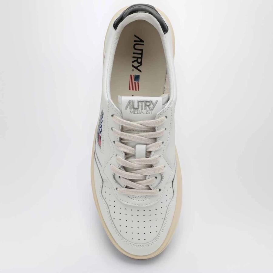 Autry Medalist Low Sneakers
