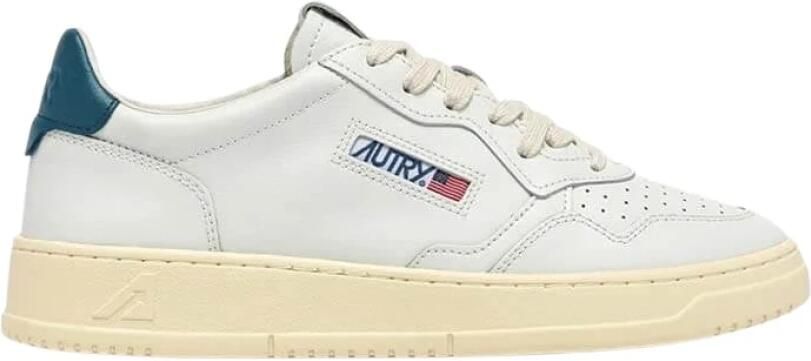 Autry Medalist Low Sneakers
