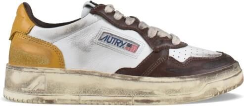 Autry Medalist Low Super Vintage Sneakers