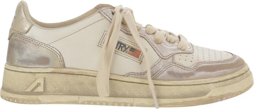 Autry Medalist Low Super Vintage Sneakers