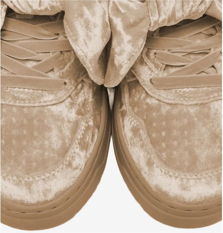 Autry Medalist Low Velvet Sneakers