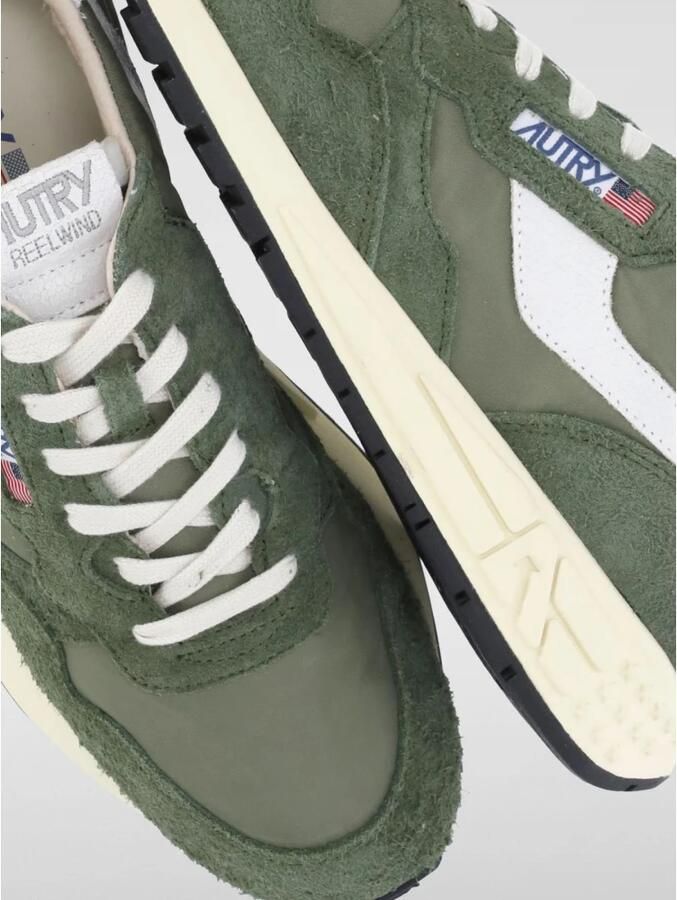 Autry Lage Sneakers in Militaire Stijl van Nylon en Suède Green Heren