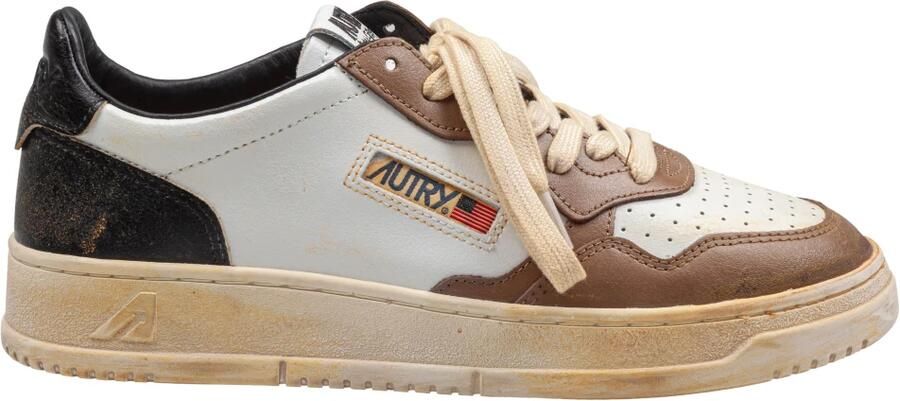 Autry Medalist Low Super Vintage Sneaker
