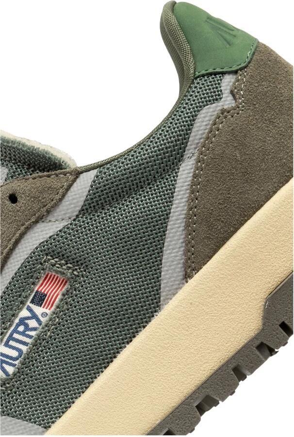 Autry Groene canvas golfsneakers revolutioneren stedelijke stijl Green Heren - Foto 2