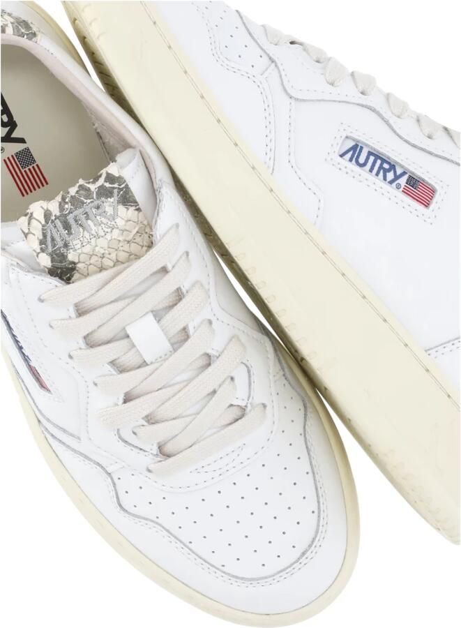 Autry Witte Leren Sneakers met Animalier Patroon