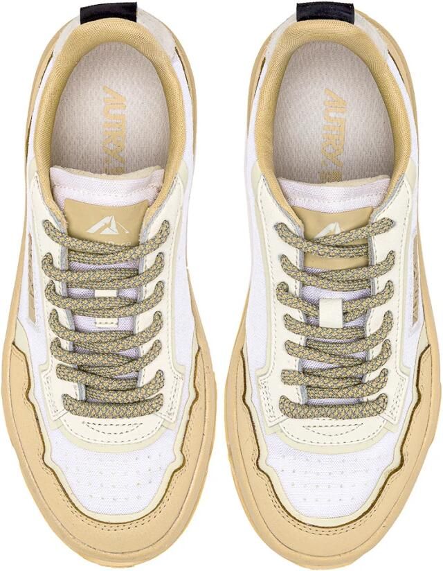 Autry Witte platte schoenen WildPace Low