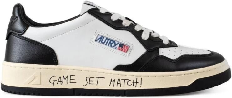 Autry Witte Sneakers Twee-Tinten Geperforeerd Ontwerp