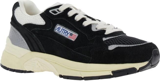 Autry Low-Top Sneakers Hyperway Sneakers With Front Lacing And Logo Detai in beige