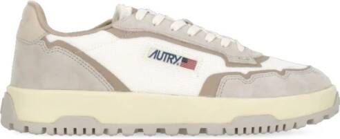 Autry Beige Leren Sneakers met Ademende Details Beige Heren