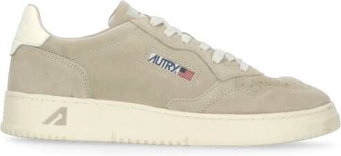 Autry Beige Suède Leren Sneakers met Logo's