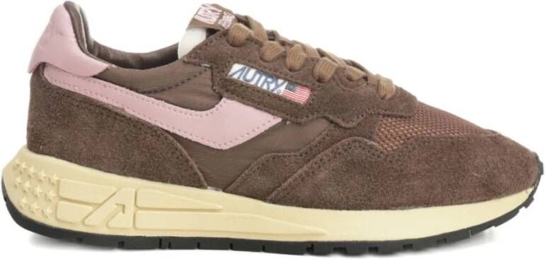 Autry Bruine Sneakers met Platte Rubberen Zool