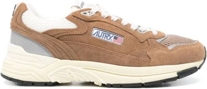 Autry Bruine Sneakers met Reelwind Sluiting