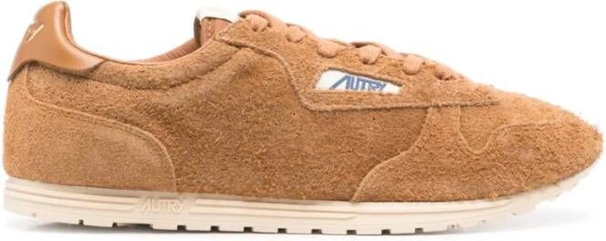 Autry Bruine Sneakers Stijlvol Ontwerp