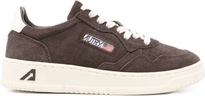 Autry Bruine Suède Veterschoenen