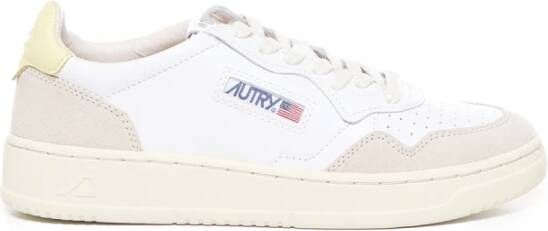 Autry Witte Leren Sneakers met Logo Details White Dames