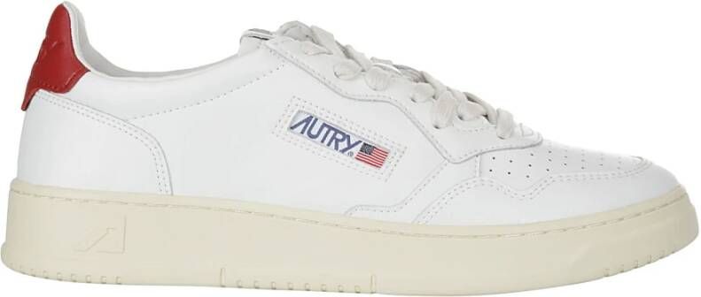 Autry Upgrade je Sneaker Game met Witte en Rode Leren Sneakers voor nen White