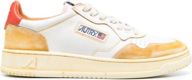 Autry Gele Leren Lage Sneakers White Heren