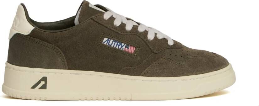 Autry Groene Sneakers Stijlvol Geperforeerde Neus