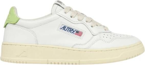 Autry Witte Sneakers met Groene Details White Dames