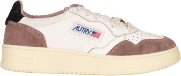 Autry Vintage-geïnspireerde leren sneakers met iconische groene hak Beige Dames