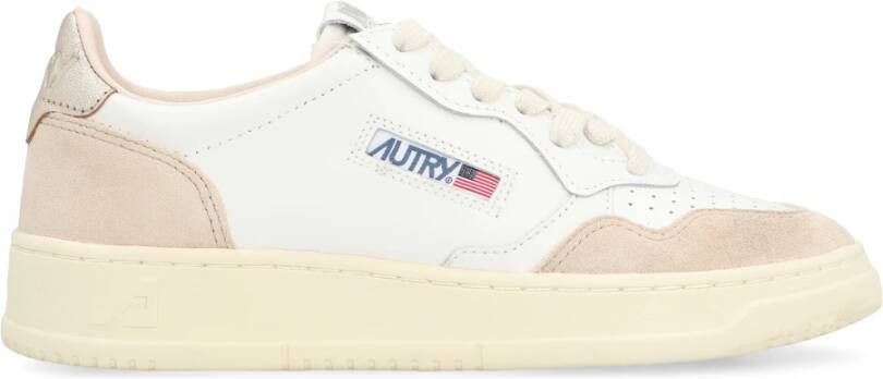 Autry Witte Gouden Sneakers met Geperforeerde Details White