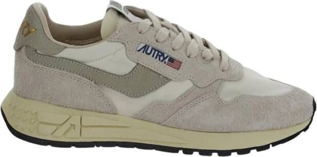 Autry Reelwind Sneakers Vintage-geïnspireerde Prestatieschoenen Beige