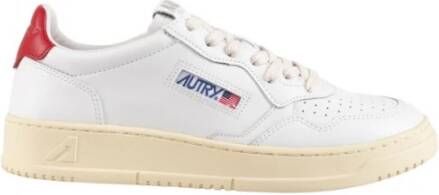 Autry Upgrade je Sneaker Game met Witte en Rode Leren Sneakers voor nen White