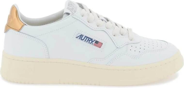 Autry Witte Medalist Sneakers met Bronzen Hiel White Dames
