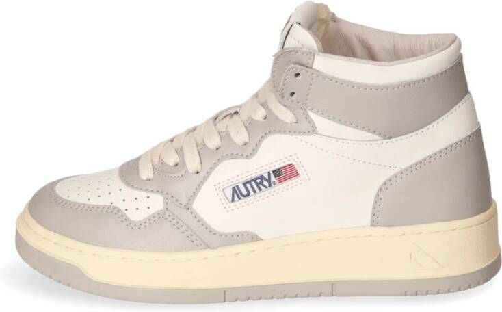 Autry Leren Mid-Cut Sneaker met US Vlag White Dames