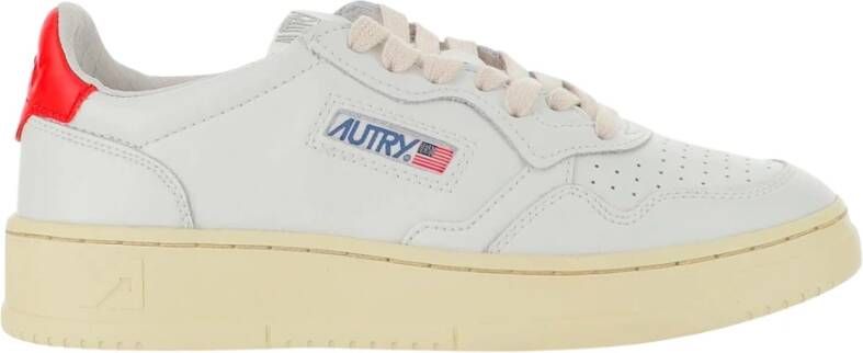 Autry Witte en rode leren lage sneakers White Dames