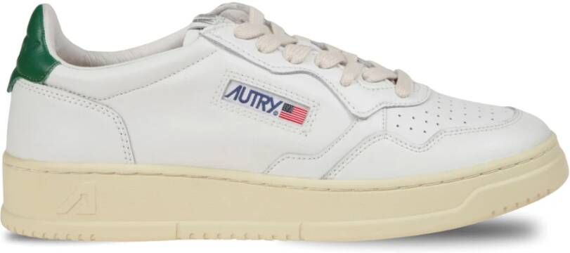 Autry Leren Sneakers met Voor Microperforaties