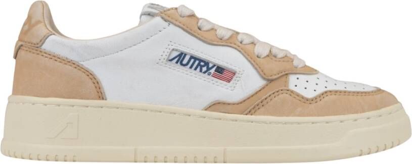 Autry Stijlvolle Sneakers voor Mannen en Vrouwen Beige Dames