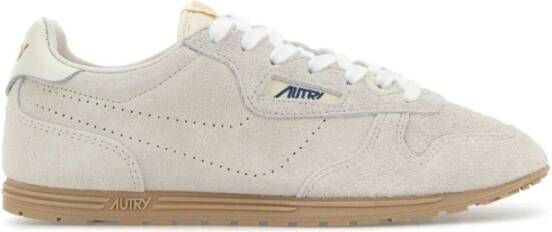 Autry Lichtgrijze Suède Windspin Sneakers